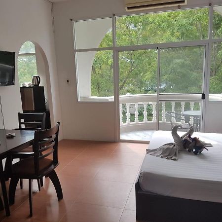 Doubleshot Guesthouse Jomtien 芭達亞 外观 照片