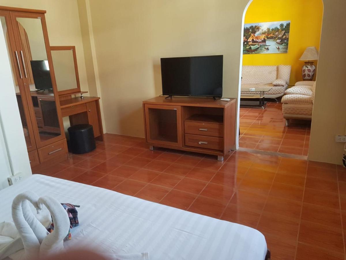Doubleshot Guesthouse Jomtien 芭達亞 外观 照片
