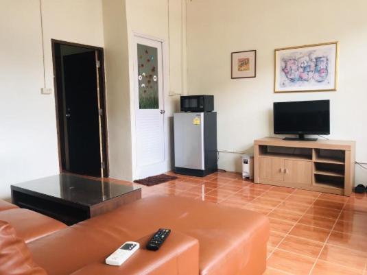 Doubleshot Guesthouse Jomtien 芭達亞 外观 照片